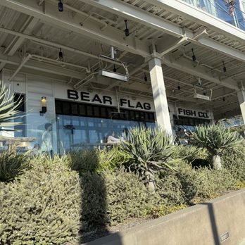 Bear Flag Fish - exterior, business front from PCH - Seafood Near Me - Huntington Beach, California Bear Flag Fish - exterior, business front from PCH - Seafood Near Me - Huntington Beach, California