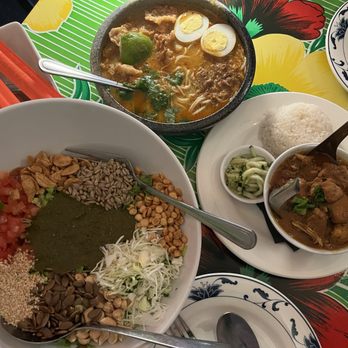 Top Burmese - Green Tea Leaf Salad (Vegan) Moh Hinga (Fish Chowder Soup) happy hour Chicken Curry w/ Coconut Ricechicken - Burmese Near Me - Portland, Oregon Top Burmese - Green Tea Leaf Salad (Vegan) Moh Hinga (Fish Chowder Soup) happy hour Chicken Curry w/ Coconut Ricechicken - Burmese Near Me - Portland, Oregon