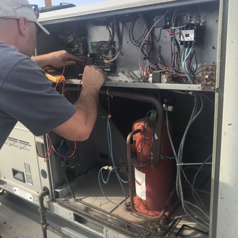 EZ HEAT Heating, Cooling & Plumbing - Commercial roof top unit - Heating & Air Conditioning/HVAC Near Me - Mansfield, Ohio EZ HEAT Heating, Cooling & Plumbing - Commercial roof top unit - Heating & Air Conditioning/HVAC Near Me - Mansfield, Ohio