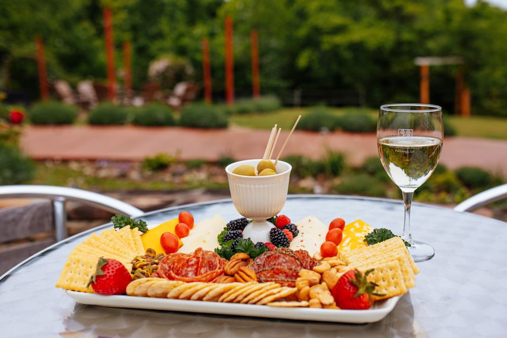 Mountain Laurel Creek Inn & Spa Logo