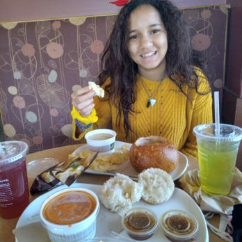 Panera Bread - Ava Cozy Broccoli Cheddar soup in Bread bowl - Sandwiches Near Me - Schaumburg, Illinois