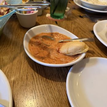 Olive Garden Italian Restaurant - Extra sauce for Never Ending Dipping Sauces for Breadsticks - Italian Near Me - Concord, North Carolina