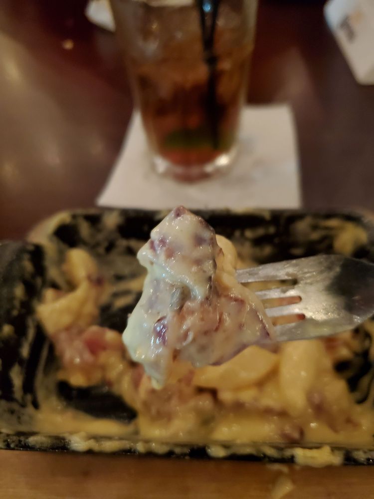 HARRY’S DETROIT BAR & GRILL Updated October 2024 334 Photos & 185 Reviews 2482 Clifford St