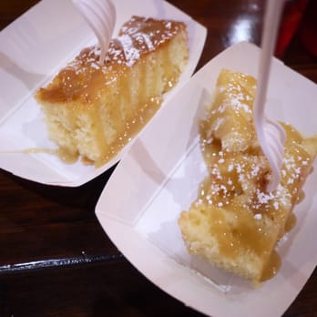 Butcher Bar - complimentary apple cake - Barbeque Near Me - Astoria, New York