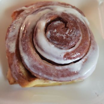 McDuff's - Whole box cinnamom roll lol - Breakfast & Brunch Near Me - Redlands, California