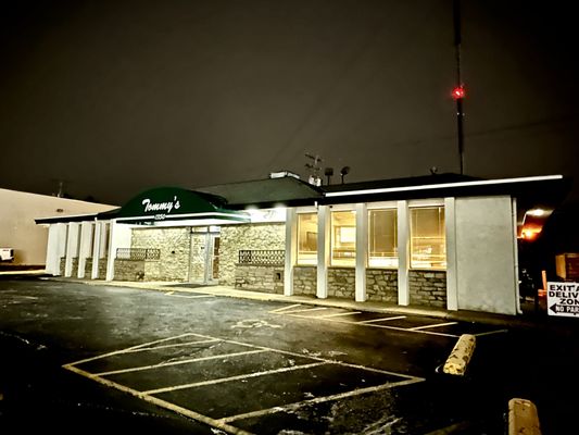 Tommy's Pizza by null