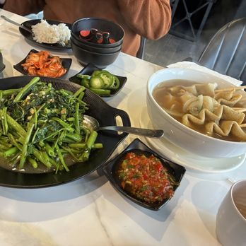 Sian Restaurant - Burmese Near Me - Indianapolis, Indiana