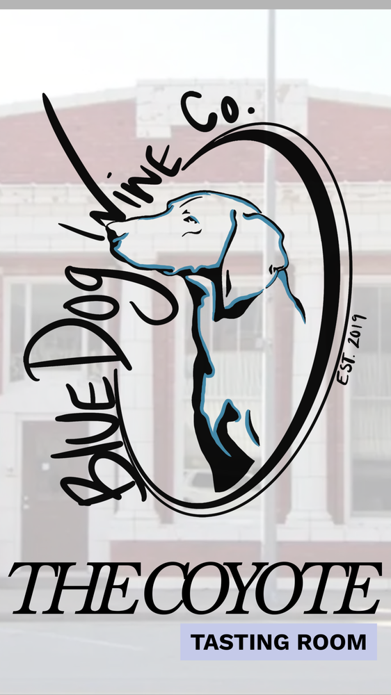 Blue Dog Wine Co Logo