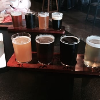 Block Brewing - $7 beer flight, can't beat that. - Barbeque Near Me - Howell, Michigan