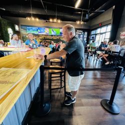 Pizza Hoss - View from pickup stand