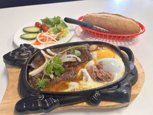 Bò Né House and More by null