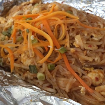 Thai Spoon - Chicken Pad Thai: It's just okay - Thai Near Me - Round Rock, Texas Thai Spoon - Chicken Pad Thai: It's just okay - Thai Near Me - Round Rock, Texas