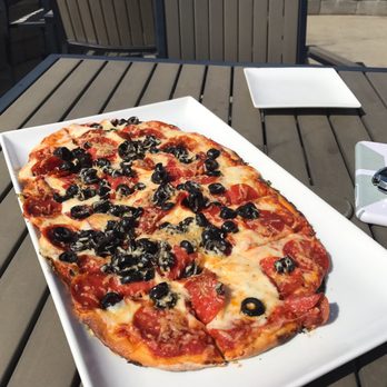 Kriselle Cellars - AMAZING wood fired pizza - Wineries Near Me - White City, Oregon Kriselle Cellars - AMAZING wood fired pizza - Wineries Near Me - White City, Oregon