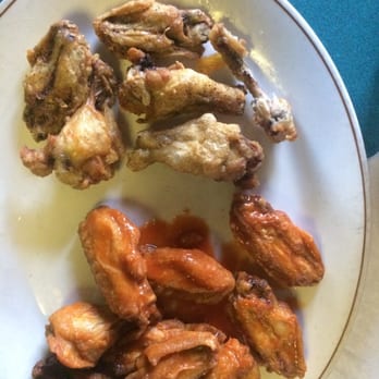North Face Pizza - Anorexic chicken wings? NOT WORTH $12! - Pizza Near Me - Jasper, Alberta North Face Pizza - Anorexic chicken wings? NOT WORTH $12! - Pizza Near Me - Jasper, Alberta