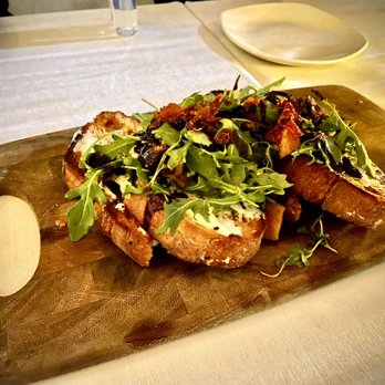 CIRCA at Clarendon - Bruschetta - New American Near Me - Arlington, Virginia CIRCA at Clarendon - Bruschetta - New American Near Me - Arlington, Virginia