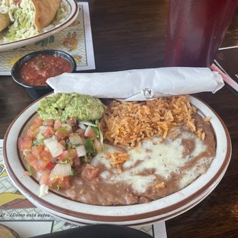 Los Reyes Bar and Grill - Fajitas sides - Mexican Near Me - Wildomar, California