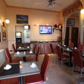 Hotel Piola - Guest Houses Near Me - Milan, Michigan