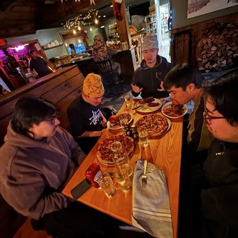 The Bench - Pizza Near Me - Stowe, Vermont