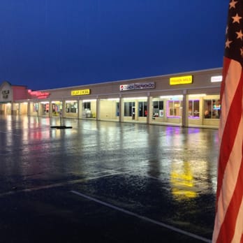 Bayside Laundry & Grill - View from front door this AM - Breakfast & Brunch Near Me - Virginia Beach, Virginia