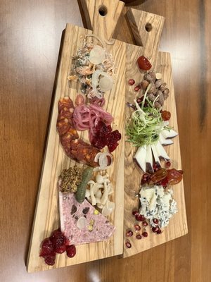 District Bistro by null