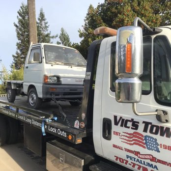 Vic's Tow Service - Towing Near Me Vic's Tow Service - Towing Near Me