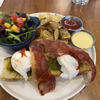 Chef's Playground Eatery - Comfort Food Near Me - Richmond, British Columbia