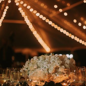 Jerome Florist - Amazing table arrangements - Florists Near Me - New York, New York Jerome Florist - Amazing table arrangements - Florists Near Me - New York, New York