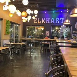 Brass Elk Brewing - Bar area