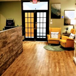 Nature's Spa And Wellness - Newly redesigned waiting area