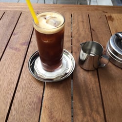 Karaköy Gümrük - Buzlu amerikano