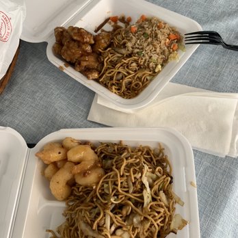 Panda Express - Two plates with only one entree. - Chinese Near Me - Laguna Niguel, California Panda Express - Two plates with only one entree. - Chinese Near Me - Laguna Niguel, California