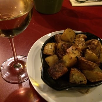 Tarannà - Patata con herbs y especias - Mediterranean Near Me - Barcelona, B Tarannà - Patata con herbs y especias - Mediterranean Near Me - Barcelona, B
