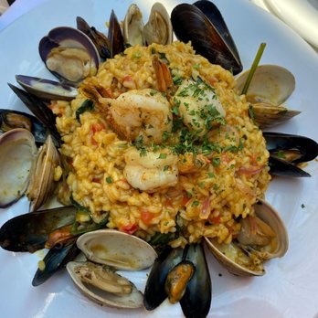 Cafe Santorini - Red Curry Risotto with Seafood - Italian Near Me - Pasadena, California Cafe Santorini - Red Curry Risotto with Seafood - Italian Near Me - Pasadena, California