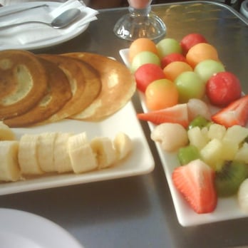 Dessert Republic - Crepes and fruits with Fondue - Chinese Near Me - San Mateo, California Dessert Republic - Crepes and fruits with Fondue - Chinese Near Me - San Mateo, California