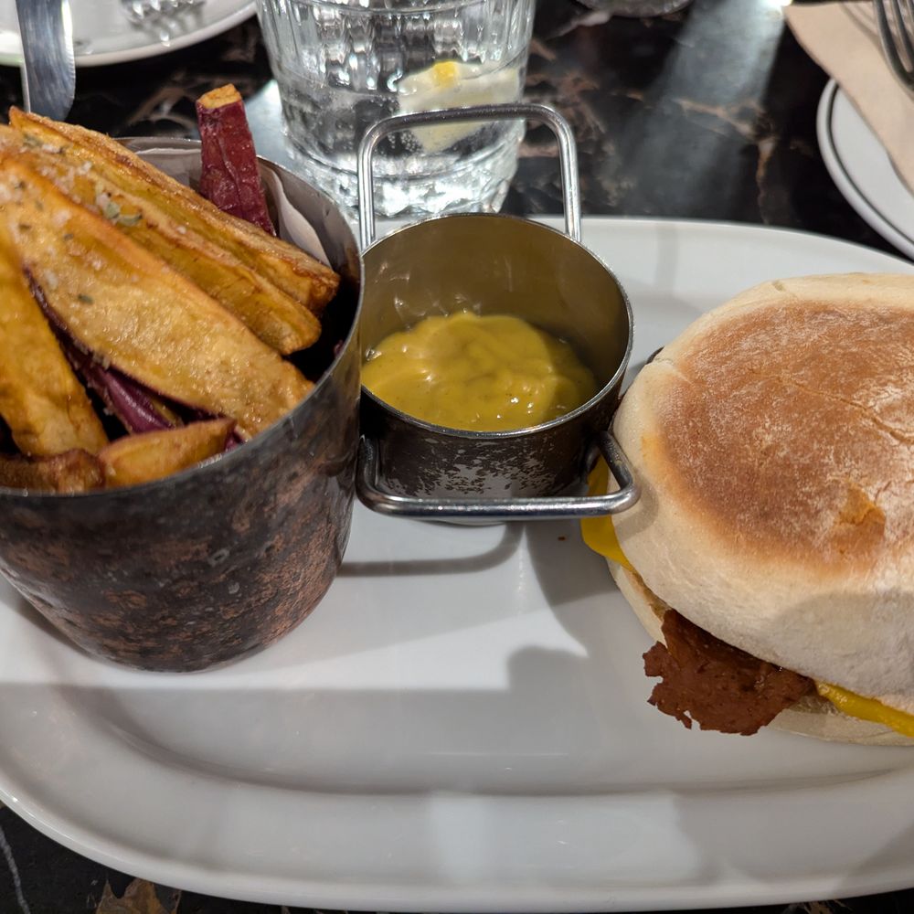 Ao 26 - Supreme Bifana - Vegan Near Me - Lisbon, 11 Ao 26 - Supreme Bifana - Vegan Near Me - Lisbon, 11