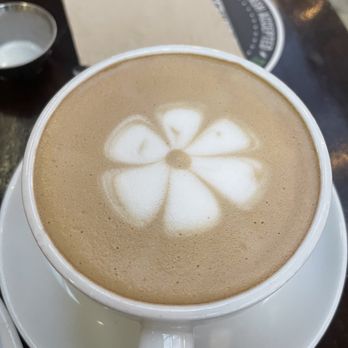 Blu Jam Cafe - Vanilla latte - Breakfast & Brunch Near Me - Los Angeles, California