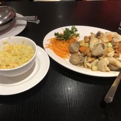 Little Yang Sing - Chicken & Cashews