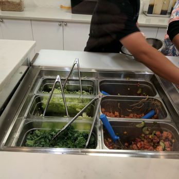 Hokey Poké - Bowl base options... They even have zoodles. - Poke Near Me - New York, New York