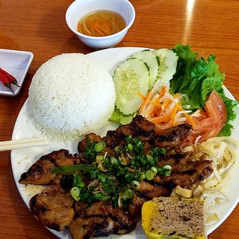 Pho Le - Grilled pork chop with shredded pork and skin, meatloaf, and rice - Vietnamese Near Me - Manassas, Virginia Pho Le - Grilled pork chop with shredded pork and skin, meatloaf, and rice - Vietnamese Near Me - Manassas, Virginia