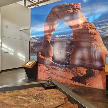 Arches National Park - Visitor center - Parks Near Me Arches National Park - Visitor center - Parks Near Me
