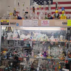 Rosamond Smoke Shop