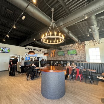 Round Table Pizza - Pizza Near Me - Richmond, Texas Round Table Pizza - Pizza Near Me - Richmond, Texas
