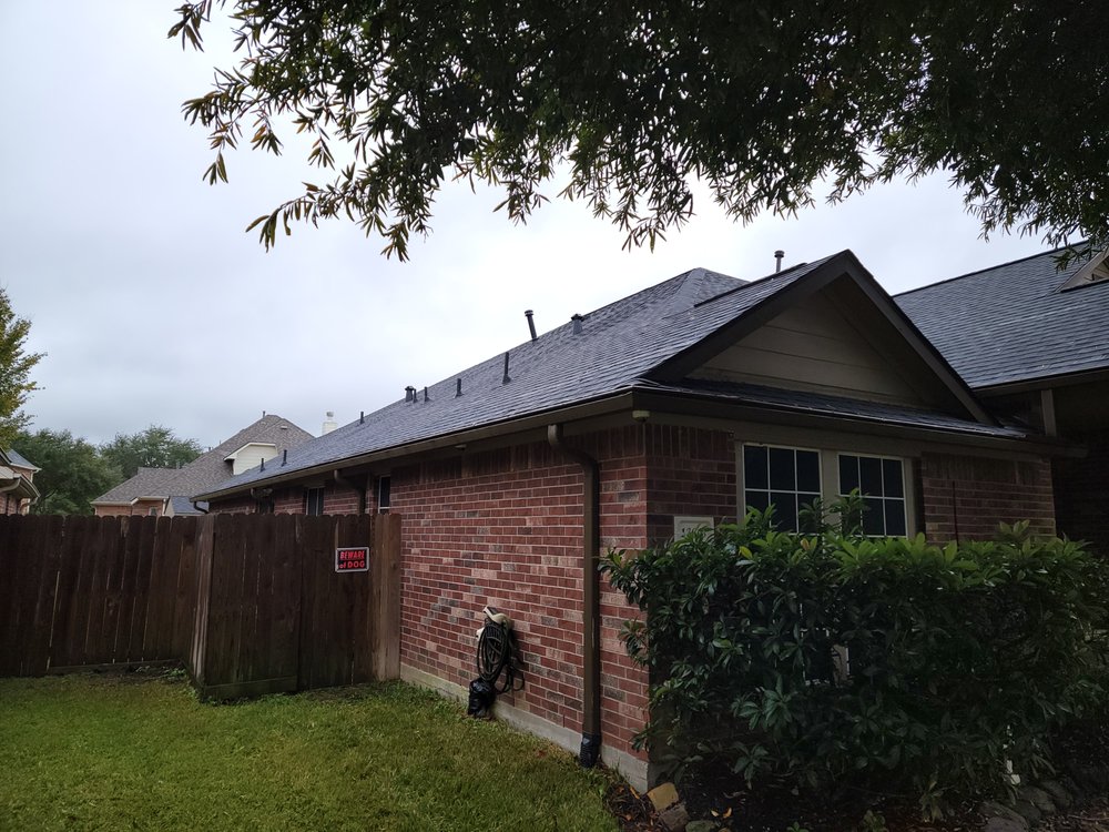 Slide of Premiere Contractors | Roofing