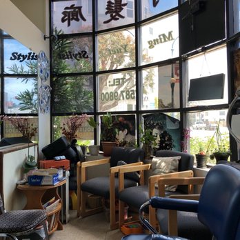 Ming Yuet Stylist - Waiting area - Hair Salons Near Me - San Francisco, California Ming Yuet Stylist - Waiting area - Hair Salons Near Me - San Francisco, California