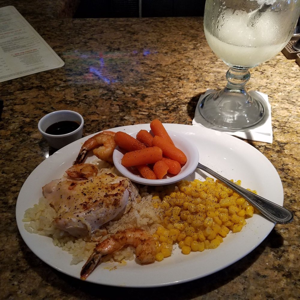 Cheddar's Scratch Kitchen - Grilled chicken and shrimp. - Comfort Food Near Me - Selma, Texas