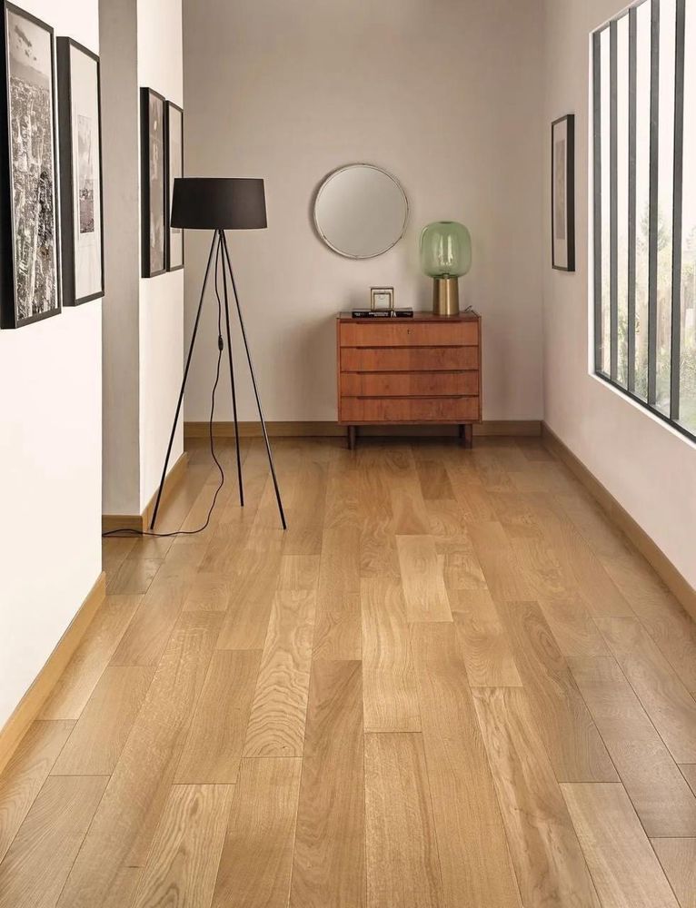 Slide of Mr Good Services