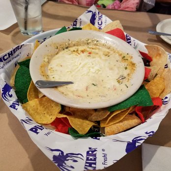 Pinchers - Tasty crab dip- we all devoured it! - Seafood Near Me - Naples, Florida