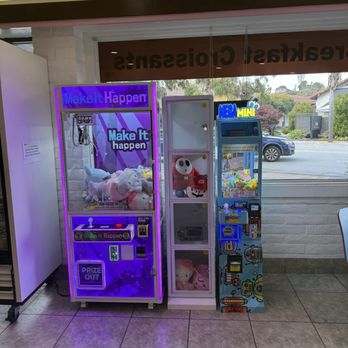 Ferrell’s Donuts - Boss Claw has given Ferrell's an Upgrade! And these machines are set to WIN! Ty Ferrell's for the fun! - Donuts Near Me - Santa Cruz, California Ferrell’s Donuts - Boss Claw has given Ferrell's an Upgrade! And these machines are set to WIN! Ty Ferrell's for the fun! - Donuts Near Me - Santa Cruz, California