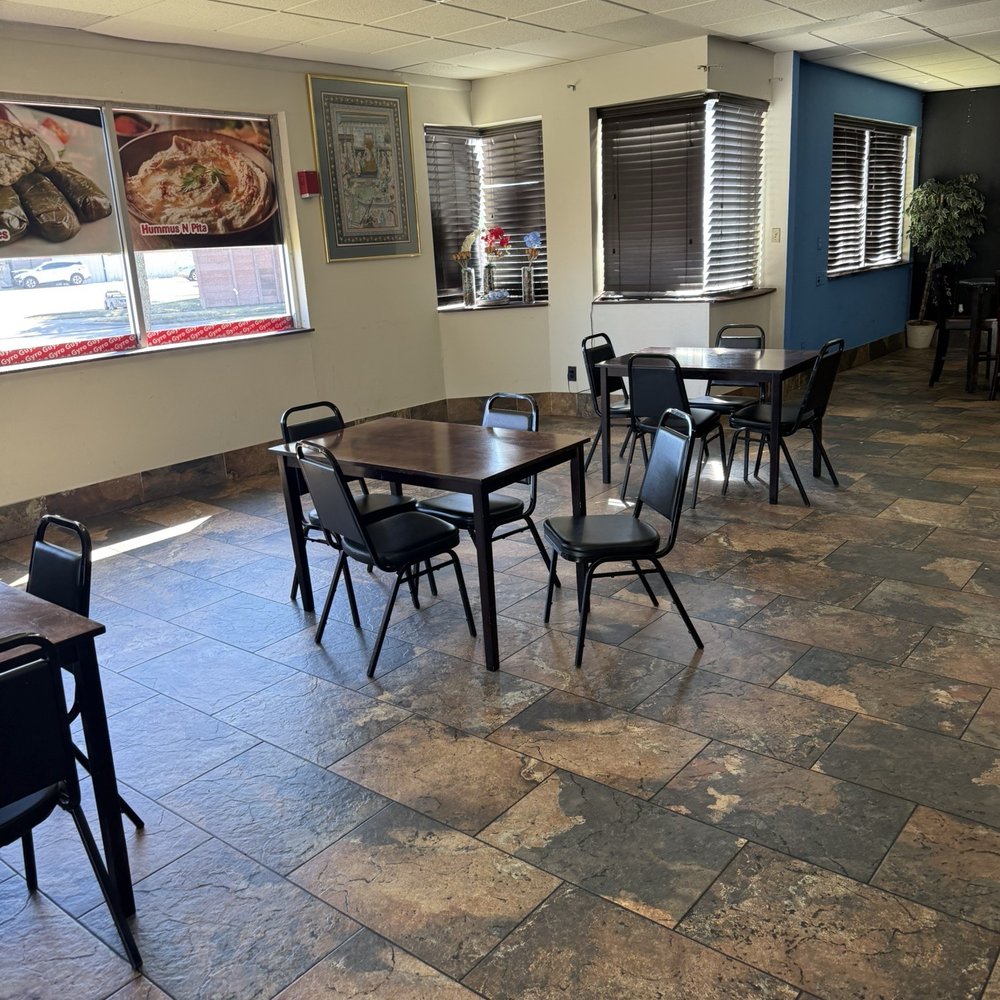 Gyro Guys - Interior - Mediterranean Near Me - Houston, Texas