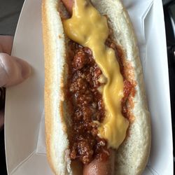 Craigs Hot Dogs - Chili cheese dog